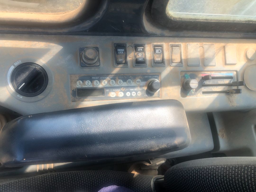 1997 KOMATSU PC200LC-6LE - Image 13